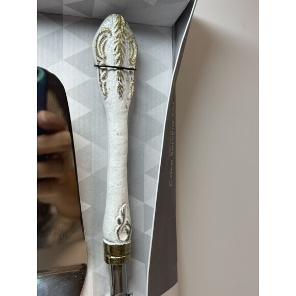 Elle Decor Set If 2 Cake White Gold Decorative Handle Serving Set New (Sm Flaw) - Picture 5 of 8